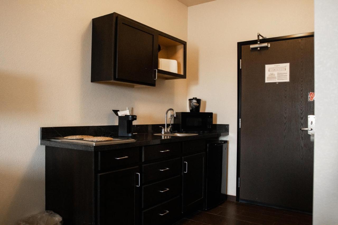 Black Gold Suites Stanley Ngoại thất bức ảnh
